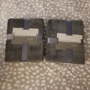 Luxury Home  Fleece Throw Bundle 2